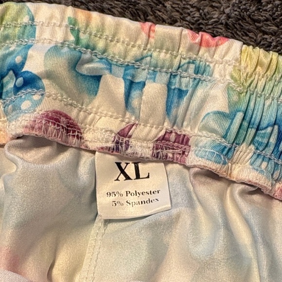 Colorful Bow Print Shorts - Picture 5 of 5